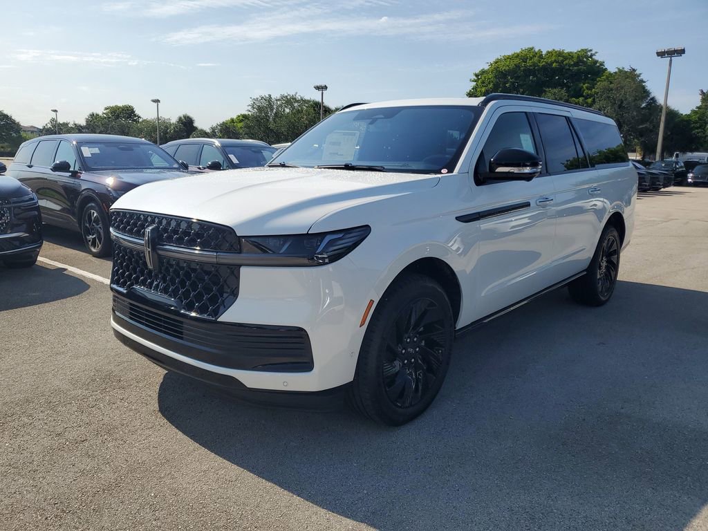 New 2025 Lincoln Navigator L Reserve w/ Jet Appearance Package image 2