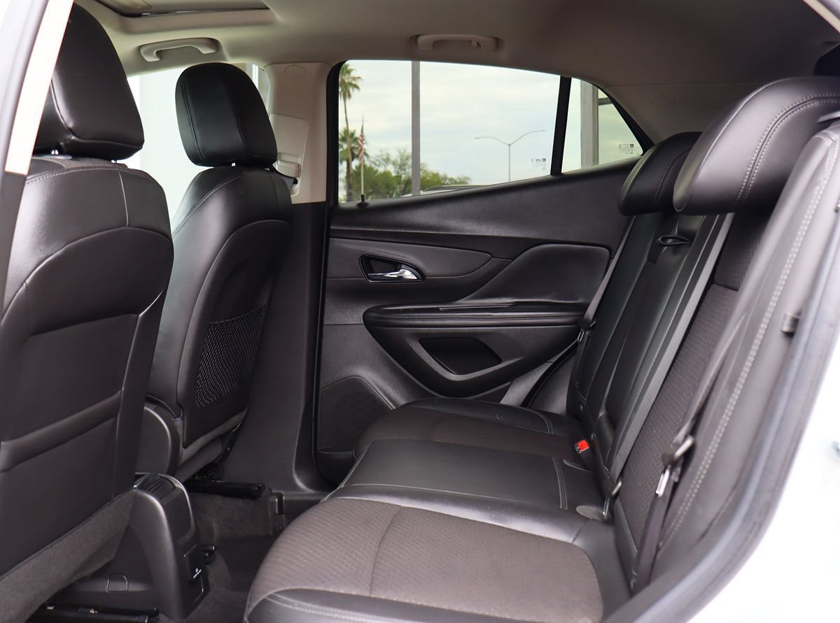 Used 2021 Buick Encore Preferred w/ Safety Package II FWD image 30