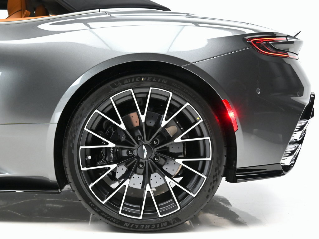 New 2026 Aston Martin DB12 Convertible RWD image 32