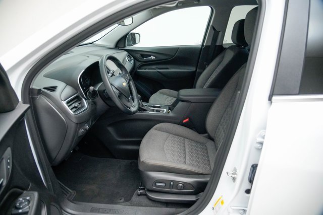 Used 2024 Chevrolet Equinox LT image 24
