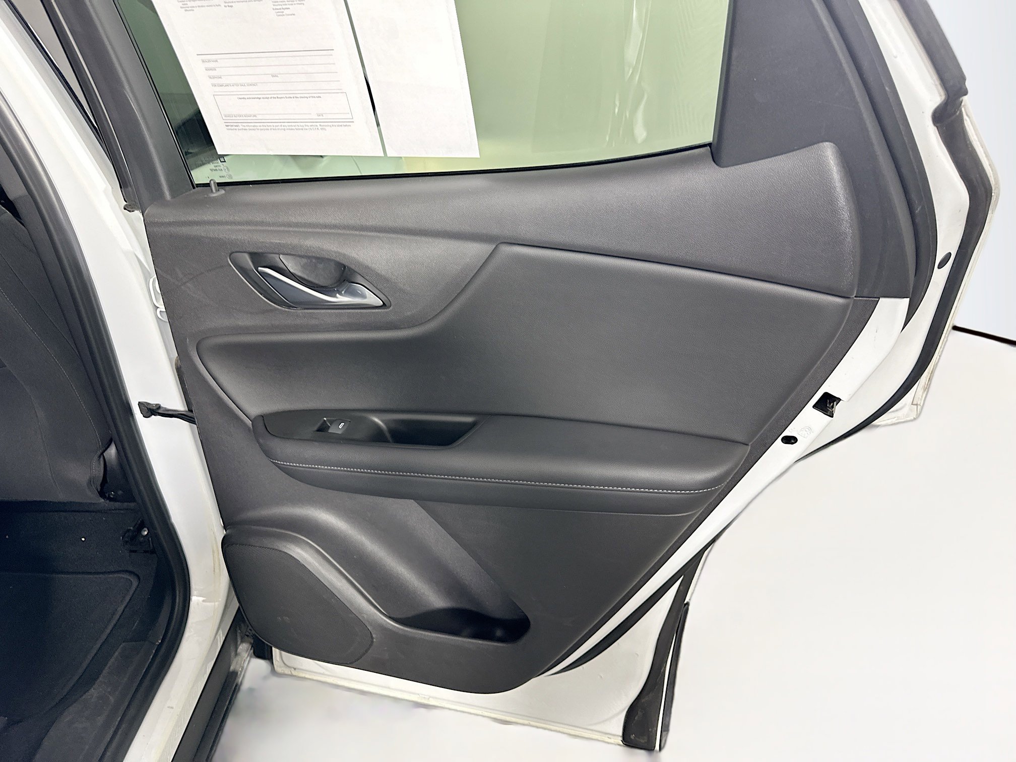 Used 2019 Chevrolet Blazer LT image 29