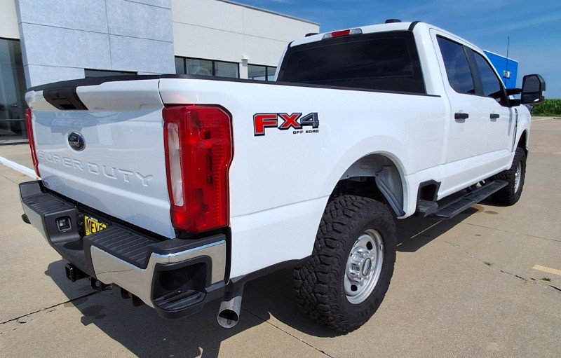 Used 2025 Ford F250 XL w/ XL Off-Road Package AWD/4WD image 8