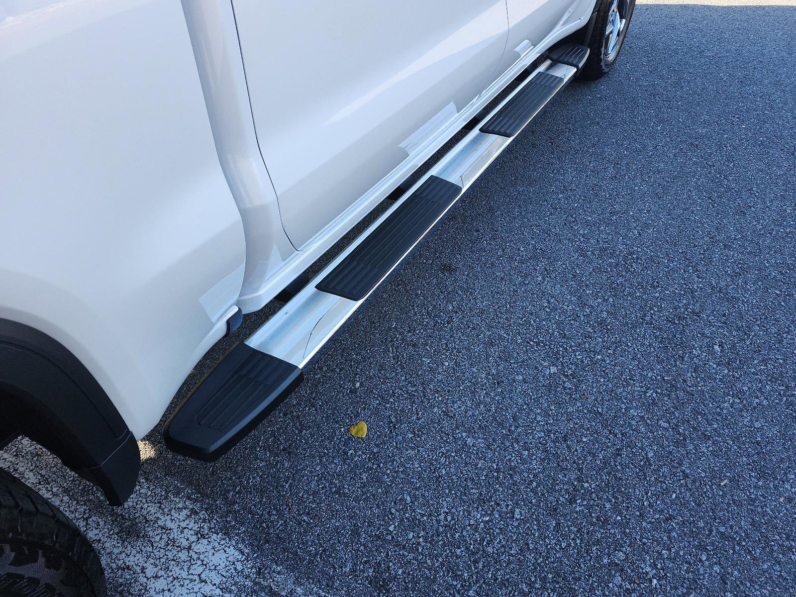 Certified 2025 GMC Sierra 1500 SLT w/ SLT Premium Package image 8