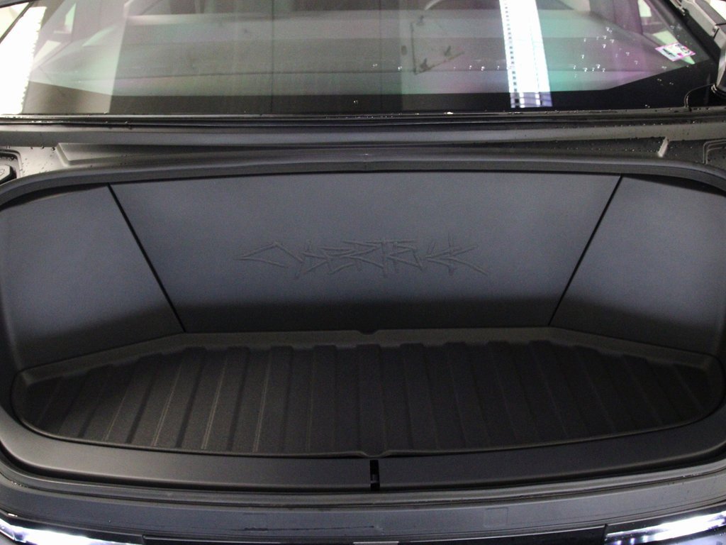 Used 2024 Tesla Cybertruck AWD Crew Cab image 11