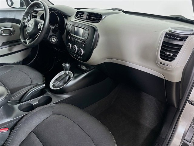 Used 2016 Kia Soul + image 30