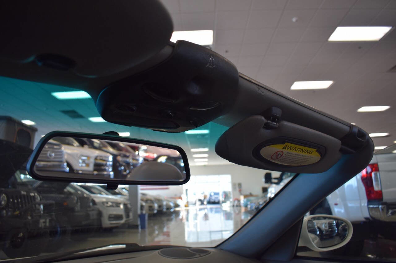 Used 2000 Porsche 911 Carrera image 58