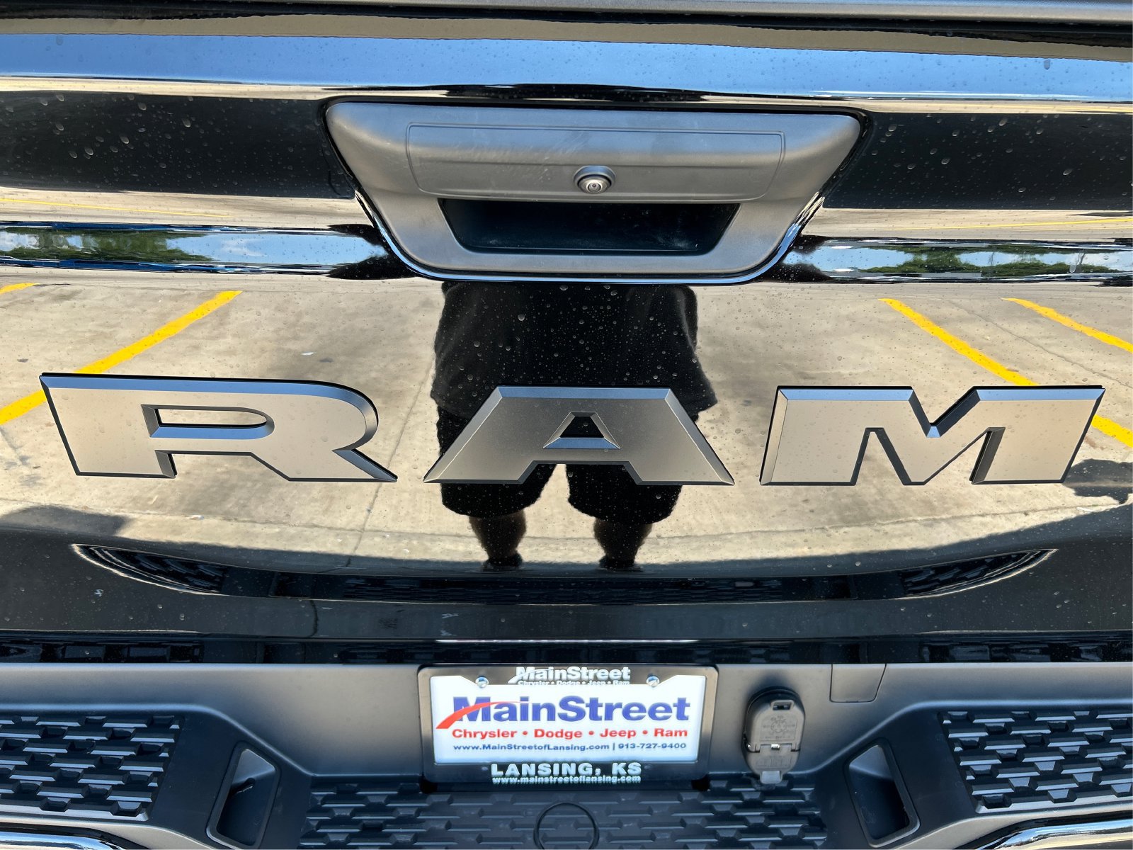 New 2026 RAM 1500 Express AWD/4WD image 23