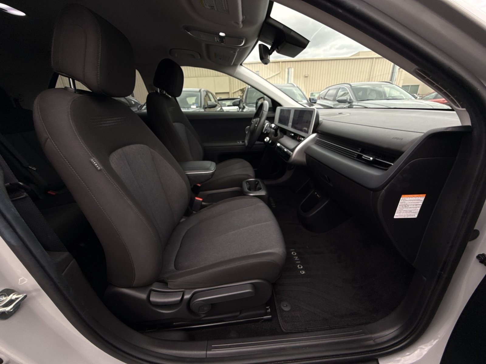 Used 2024 Hyundai Ioniq 5 SEL RWD image 24