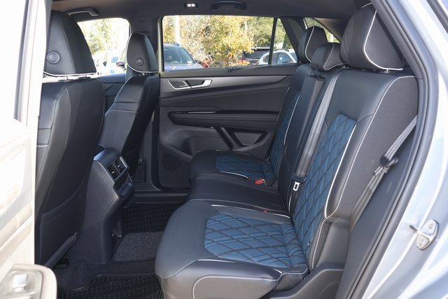 New 2026 Volkswagen Atlas Cross Sport SEL Premium R-Line image 13