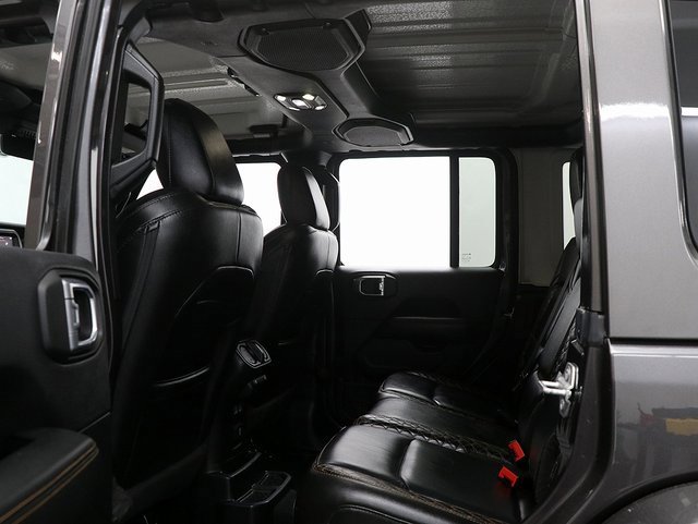 Used 2021 Jeep Wrangler Unlimited Sahara image 12