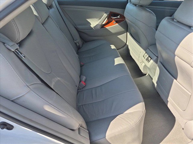 Used 2010 Toyota Camry XLE FWD image 19