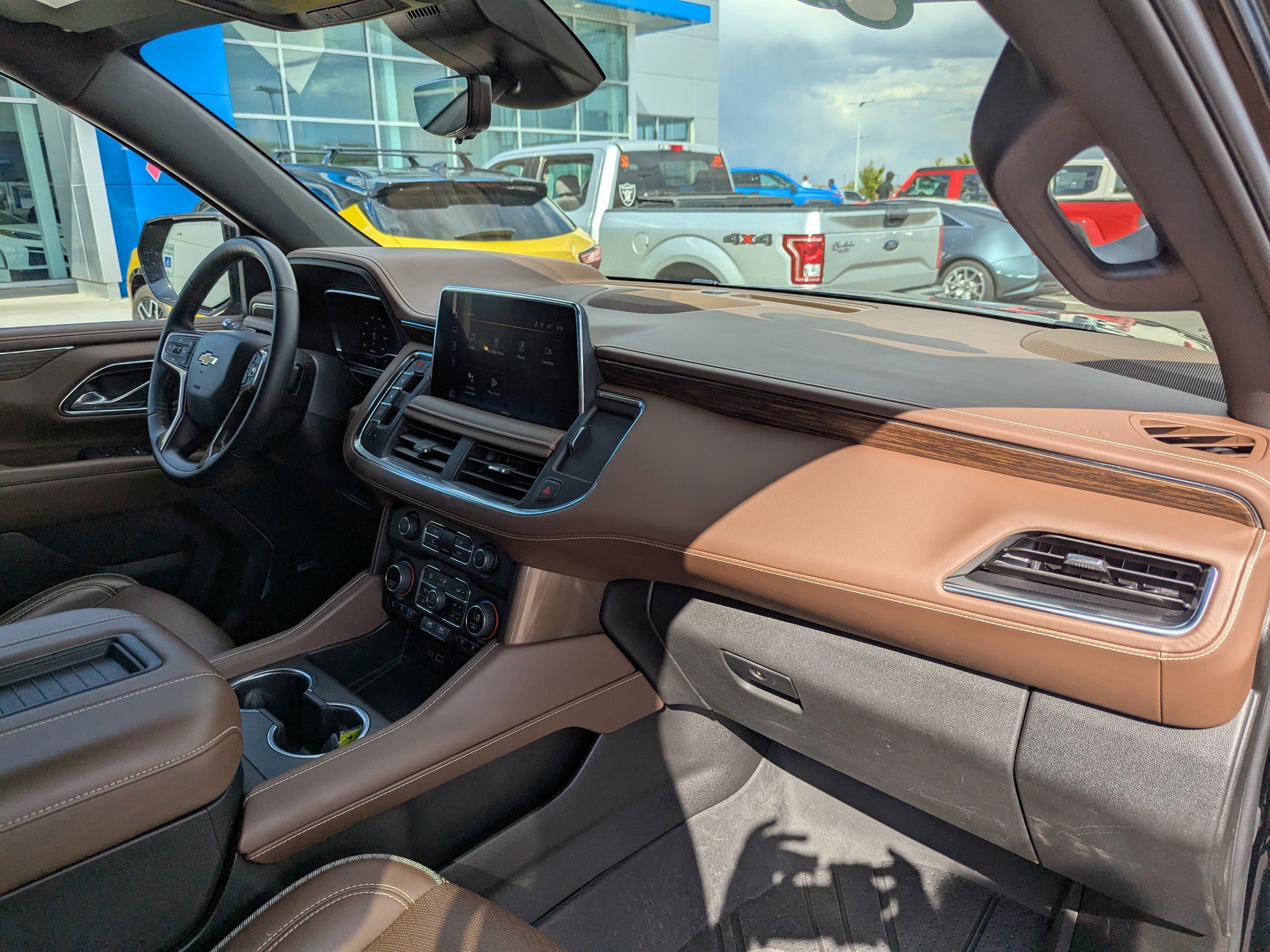 Certified 2024 Chevrolet Tahoe High Country AWD/4WD image 48