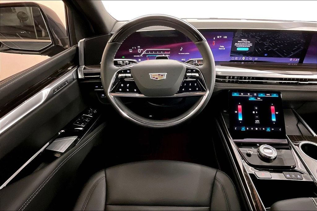 Used 2026 Cadillac Escalade 4WD image 7