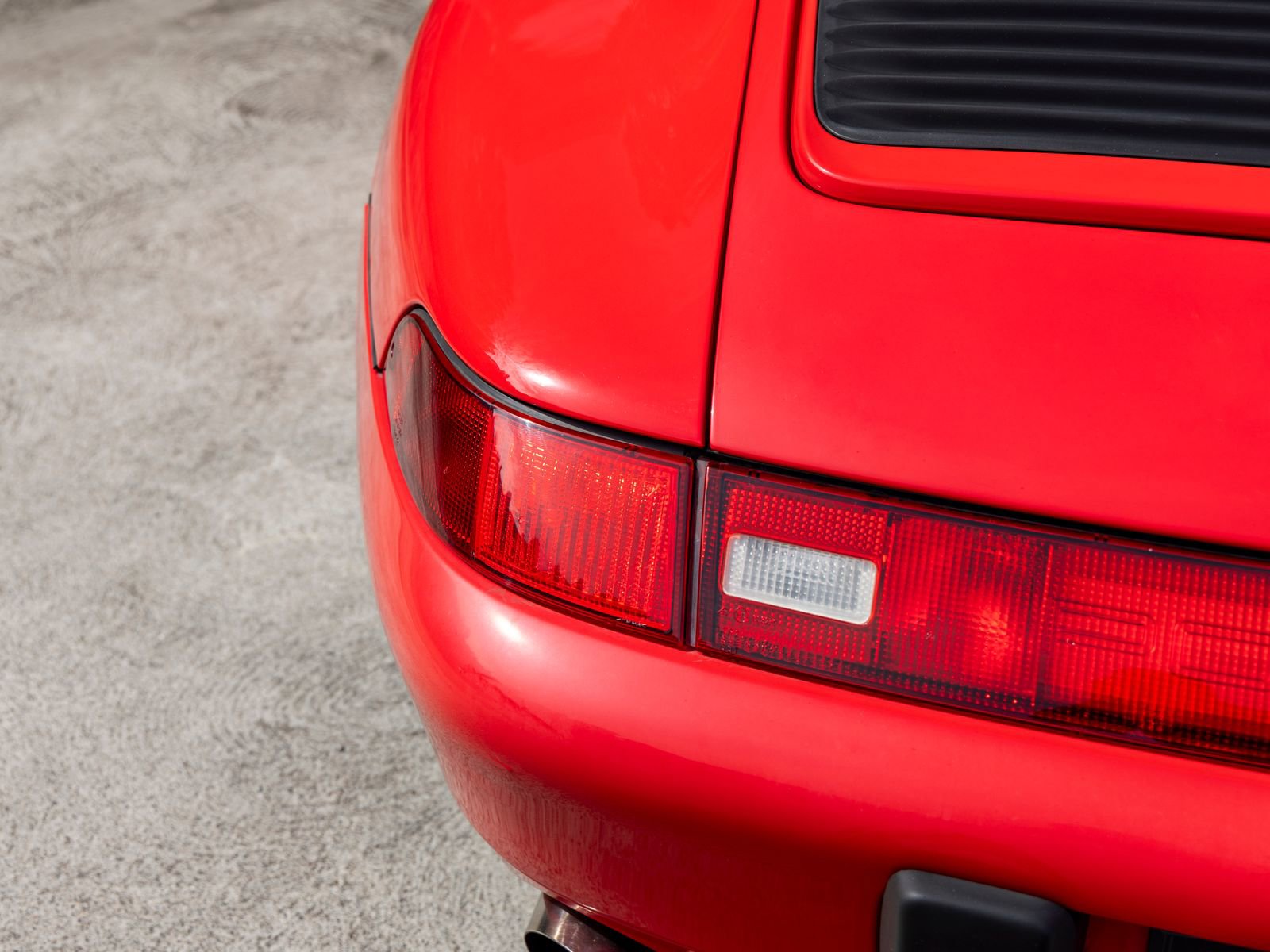 Used 1997 Porsche 911 Carrera RWD image 19