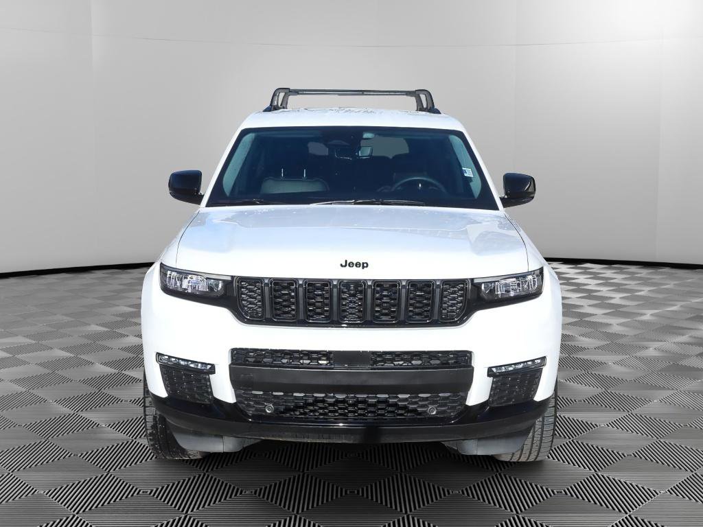 Used 2023 Jeep Grand Cherokee L Limited w/ Luxury Tech Group II image 10