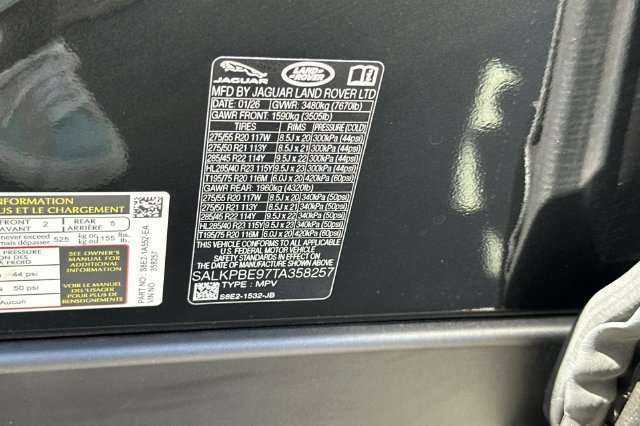 Certified 2026 Land Rover Range Rover Long Wheelbase SE AWD/4WD image 27