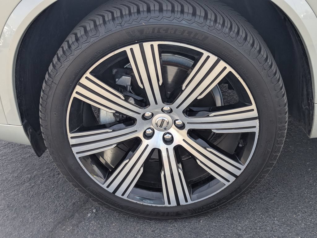 Used 2020 Volvo XC90 T6 Inscription w/ Protection Package Premier AWD/4WD image 13