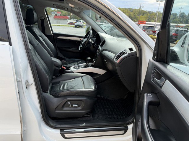 Used 2017 Audi Q5 2.0T Premium Plus w/ Technology Package image 19
