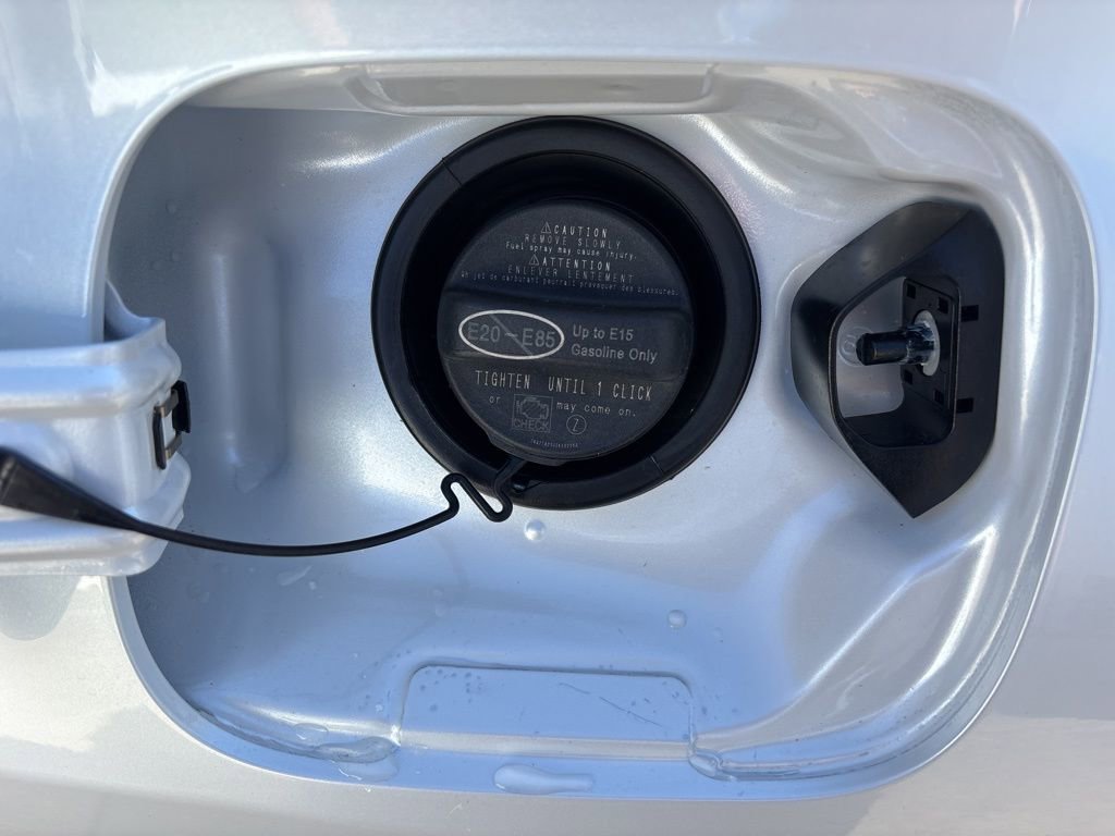 New 2026 Toyota Highlander Platinum image 12