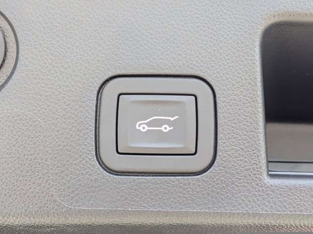 Used 2026 Chevrolet Equinox RS w/ Convenience Package III image 13