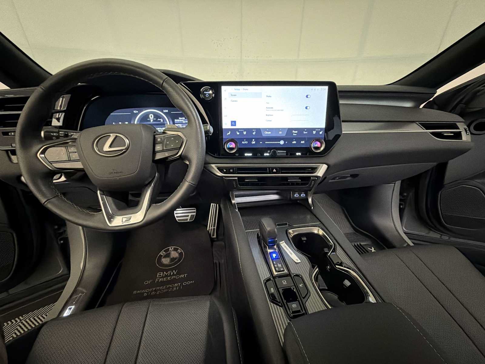 Used 2025 Lexus RX 500h F Sport AWD/4WD image 12