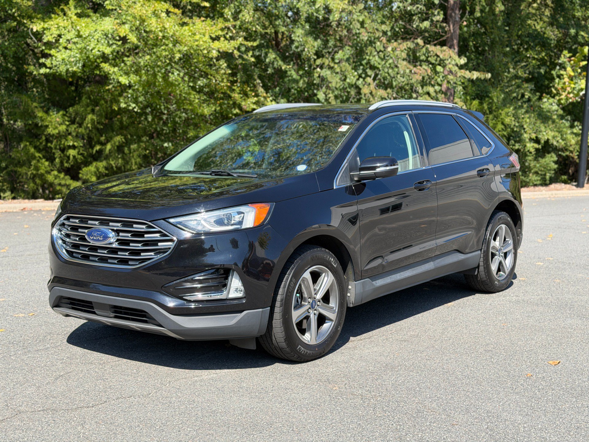Used 2020 Ford Edge SEL w/ Convenience Package FWD image 4