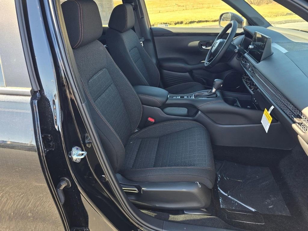 New 2026 Honda HR-V Sport image 13