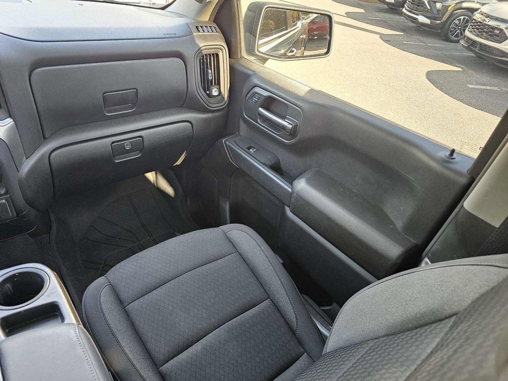 Used 2024 Chevrolet Silverado 1500 Custom RWD image 16