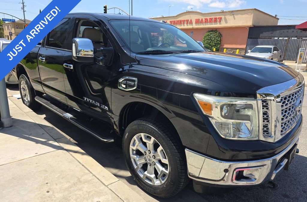 Used 2016 Nissan Titan SL RWD image 2