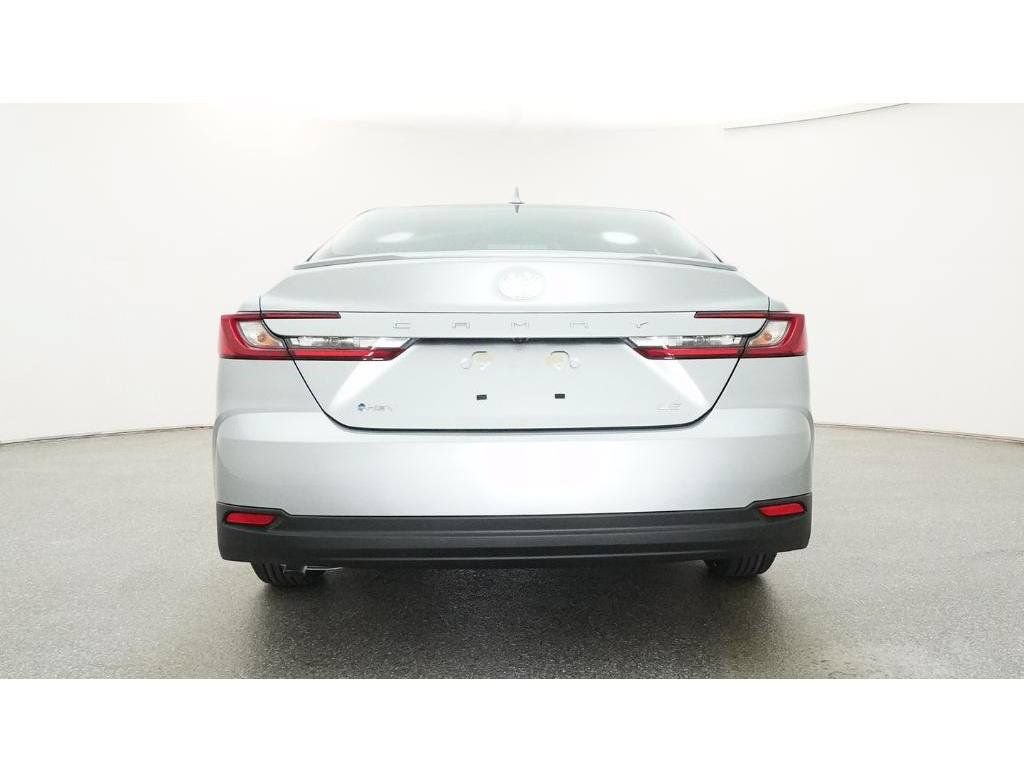 New 2026 Toyota Camry Hybrid FWD image 30