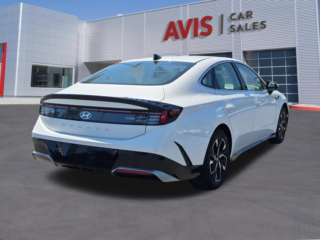 Used 2025 Hyundai Sonata SEL FWD image 6