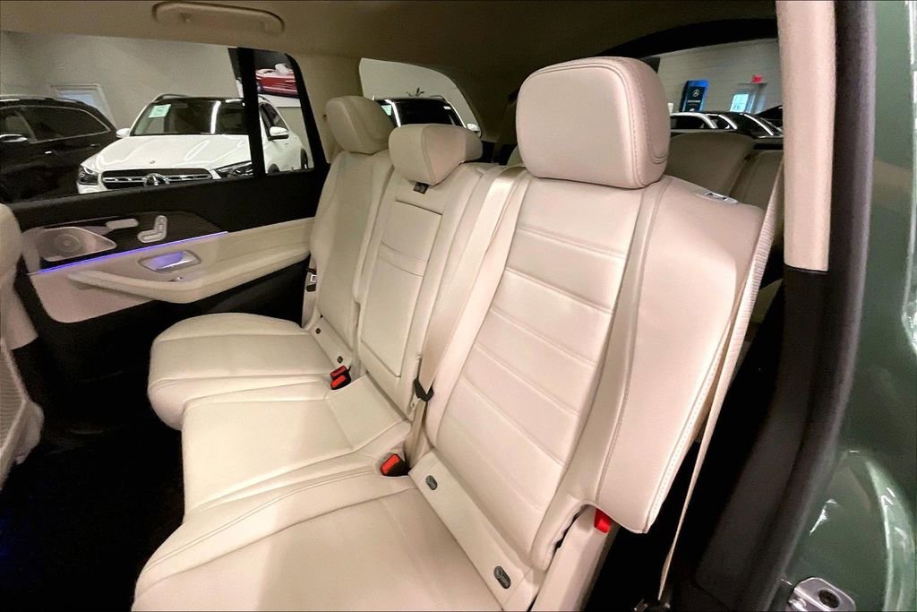 New 2026 Mercedes-Benz GLS 450 4MATIC image 10