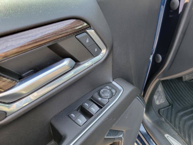 Used 2023 Chevrolet Silverado 1500 LT AWD/4WD image 7