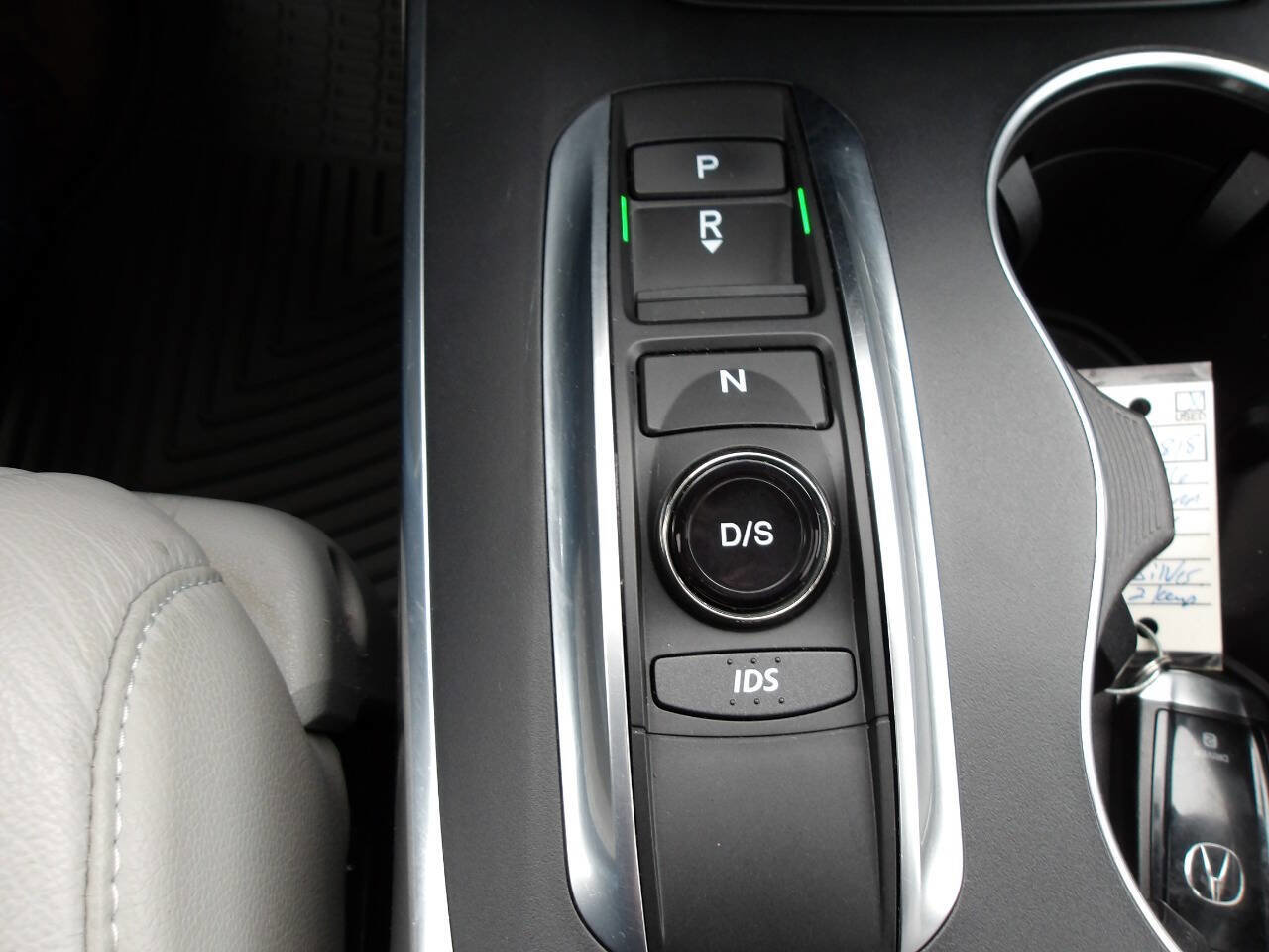 Used 2016 Acura MDX SH-AWD image 20