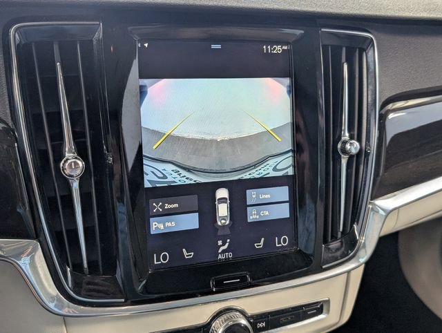 Used 2018 Volvo S90 T5 Momentum image 19