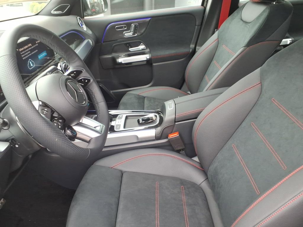 New 2026 Mercedes-Benz GLB 35 AMG 4MATIC image 14