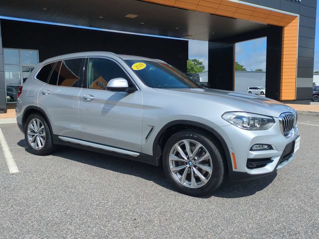 Used 2018 BMW X3 xDrive30i w/ Premium Package AWD/4WD image 2