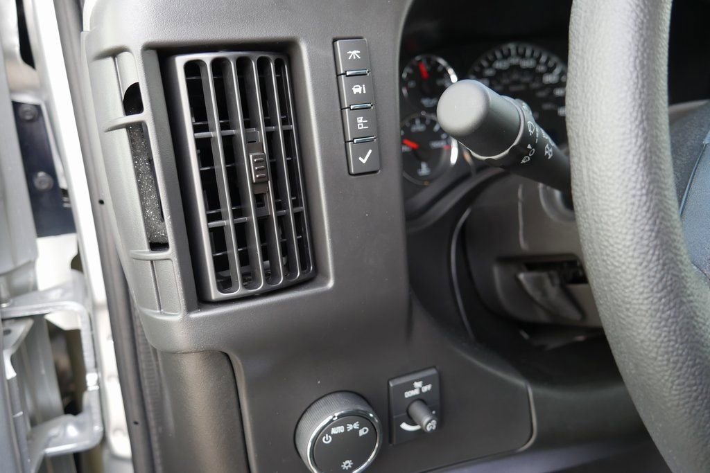 New 2025 Chevrolet Express 2500 w/ Enhanced Convenience Package image 11