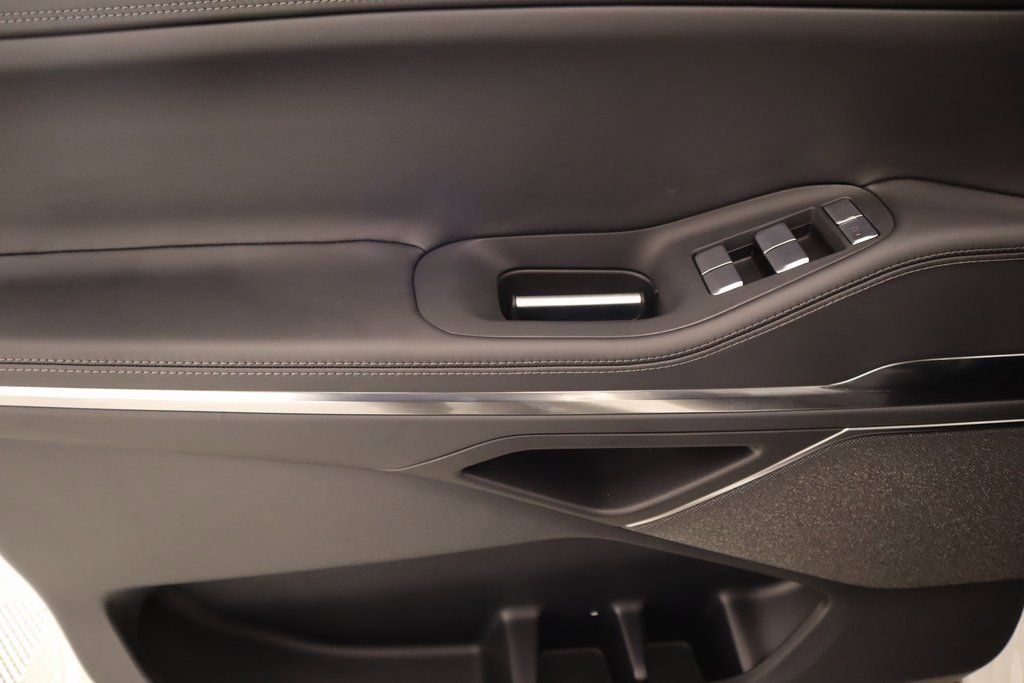 New 2025 Lincoln Navigator Reserve w/ Jet Appearance Package image 17