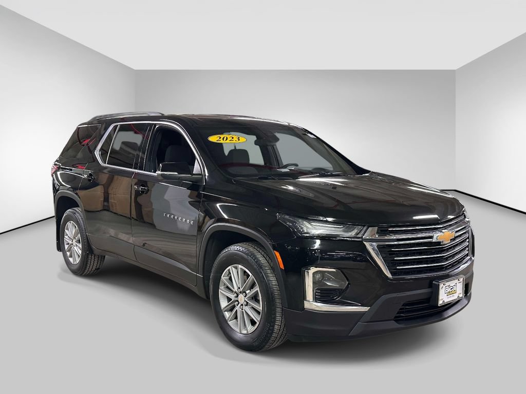 Used 2023 Chevrolet Traverse LT FWD image 6