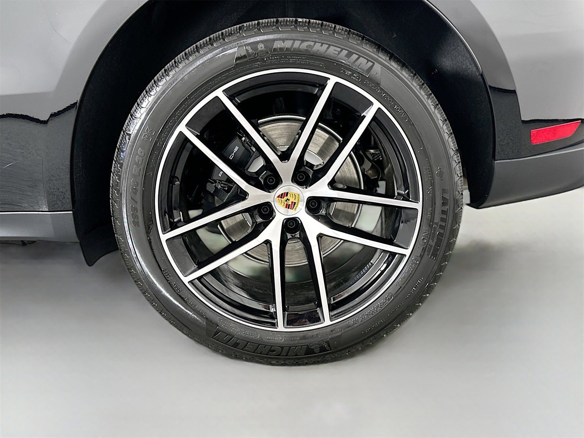 New 2026 Porsche Macan image 12