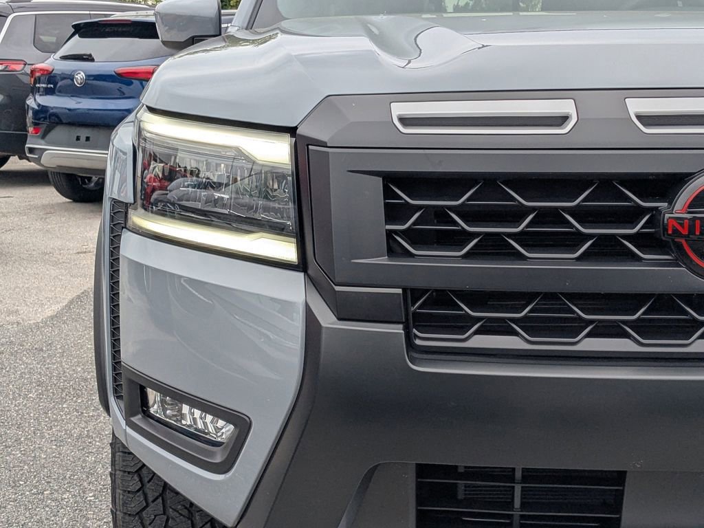 Used 2026 Nissan Frontier PRO-4X w/ Tow Package image 9