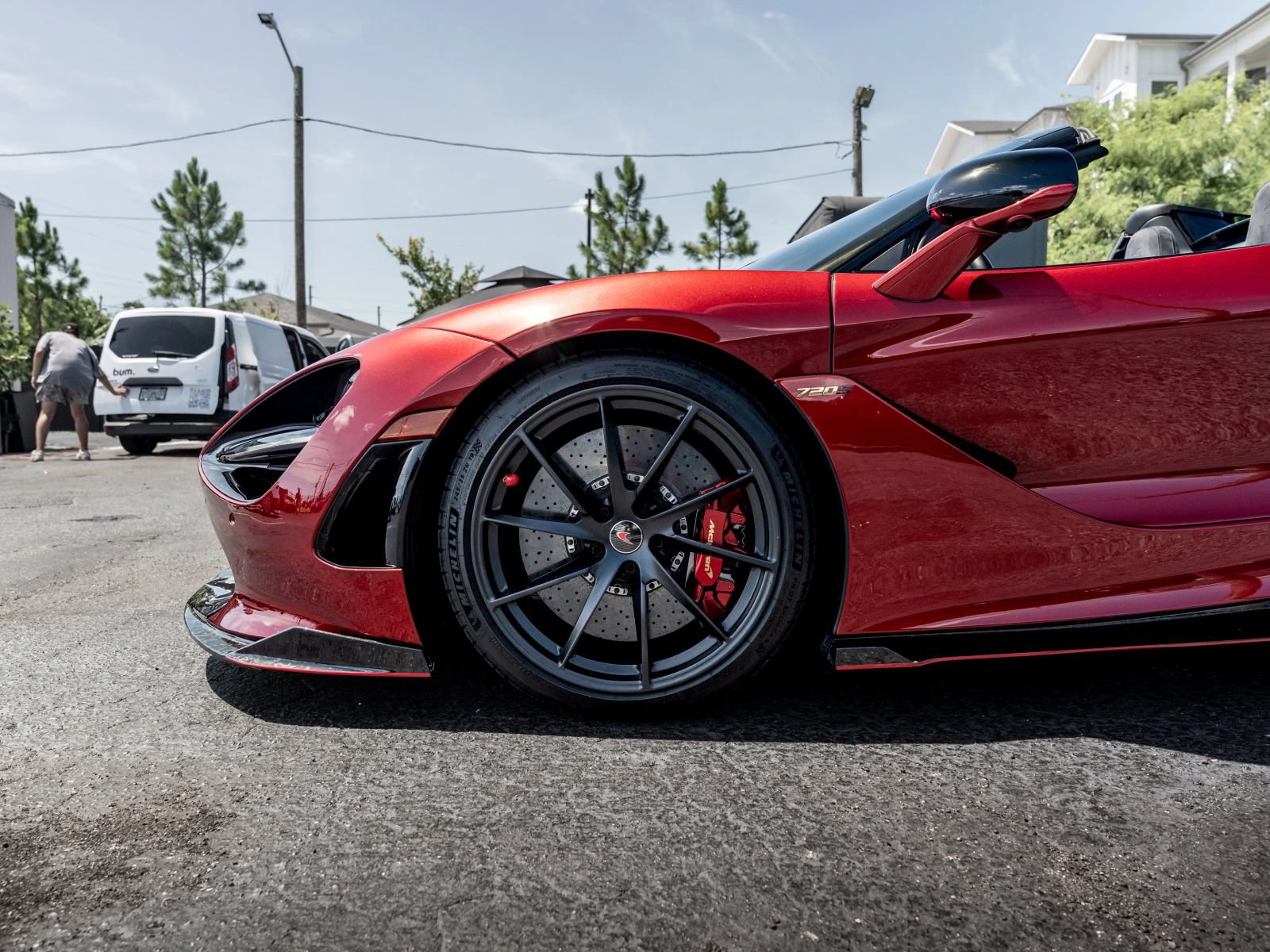 Used 2020 McLaren 720S Spider RWD image 33