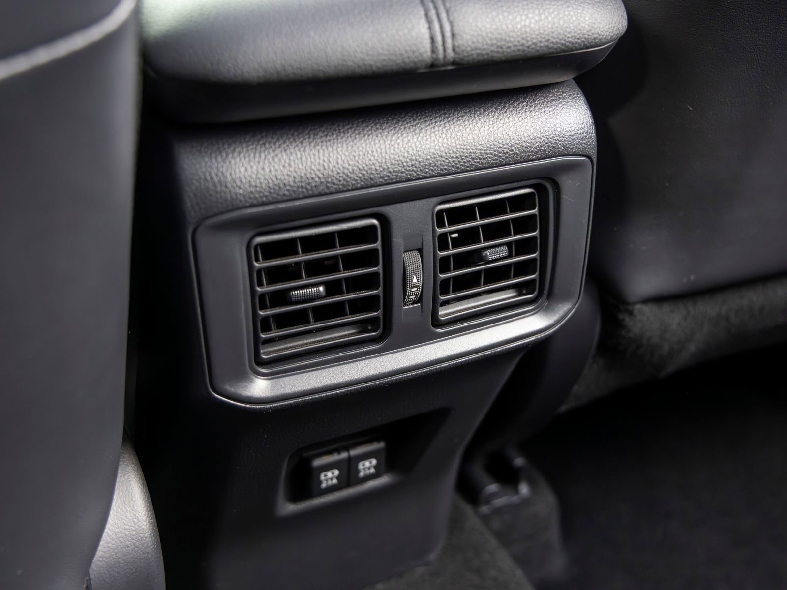 Used 2019 Toyota RAV4 XSE AWD/4WD image 46