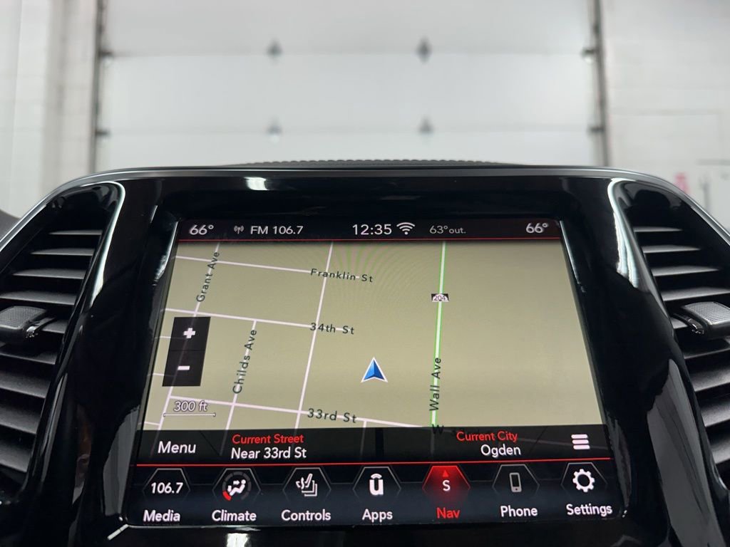 Used 2020 Jeep Cherokee Limited image 27