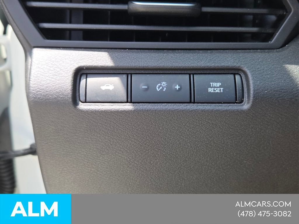Used 2025 Nissan Altima 2.5 SR FWD image 26