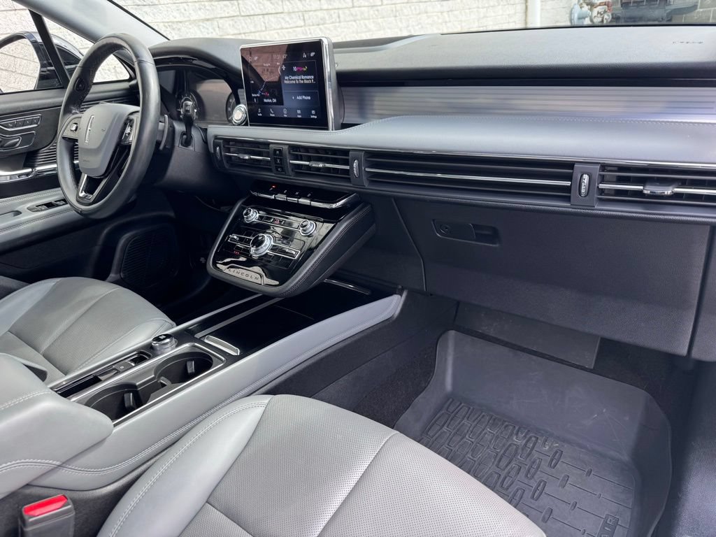 Used 2022 Lincoln Corsair AWD w/ Premium Package image 19