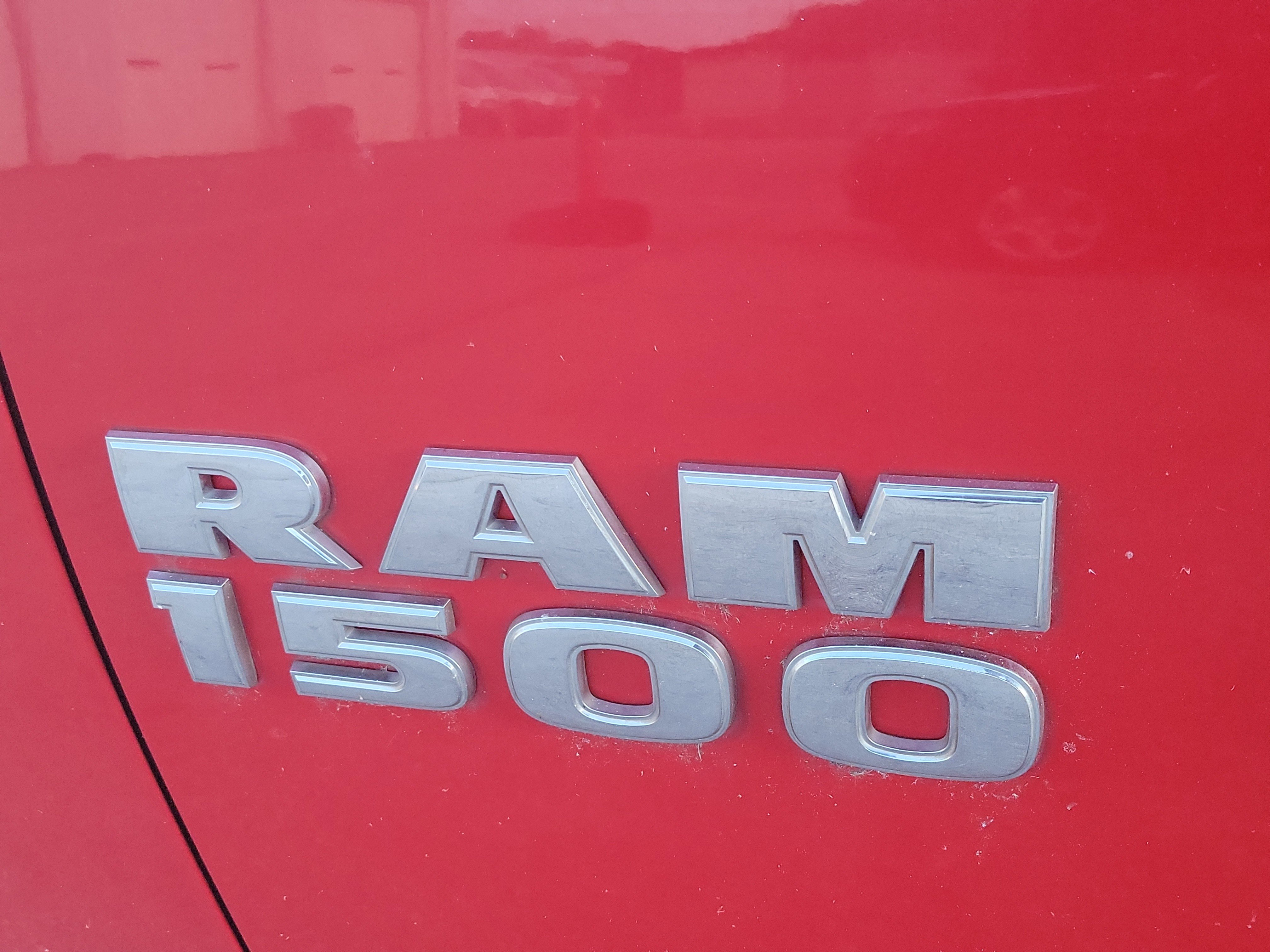 Used 2015 RAM 1500 Express image 6