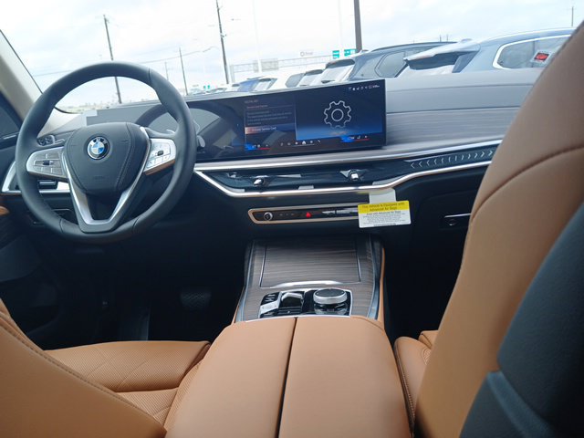 New 2027 BMW X7 xDrive40i w/ Premium Package AWD/4WD image 11