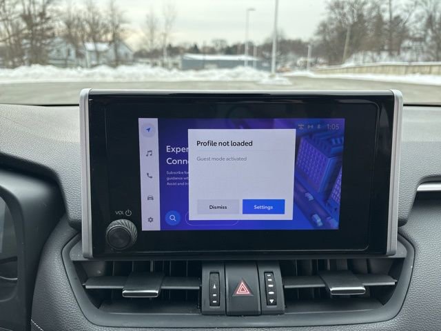 Used 2023 Toyota RAV4 XLE Premium image 29